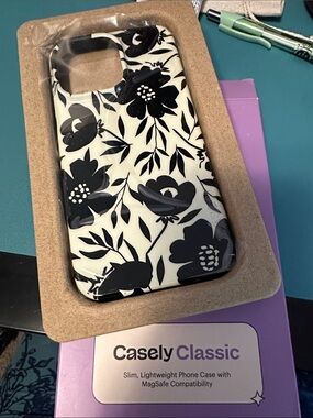 14 pro max - Apple MagSafe case - casely
